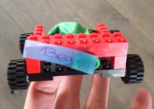 ballonauto van lego_de race_DIY door het creatieve lifestyle blog Badschuim.eu