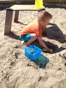 Zandkastelen bouwen I zand scheppen I Creatief lifestyle blog Badschuim