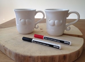 Versier je eigen mok met porseleinstift - dit heb je nodig I Creatief lifestyle blog Badschuim