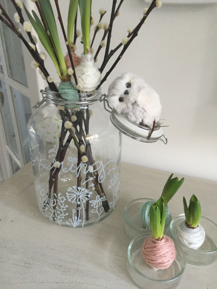DIY: bloembollen met wol - goedkoop en unieke bloembollen decoratie